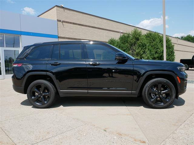 used 2023 Jeep Grand Cherokee car, priced at $32,997