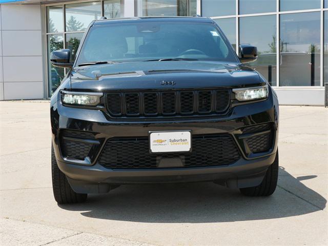 used 2023 Jeep Grand Cherokee car, priced at $32,997