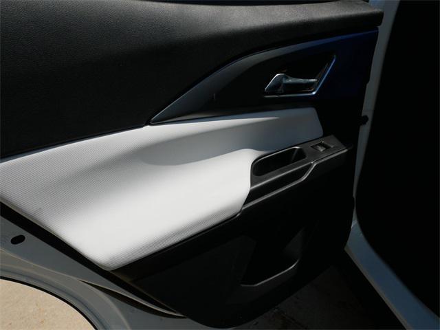 new 2025 Chevrolet Equinox EV car, priced at $40,690