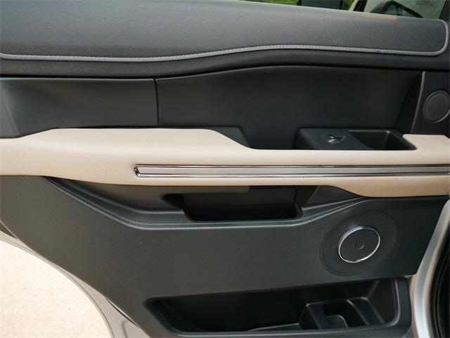 used 2023 Ford Expedition car, priced at $47,997