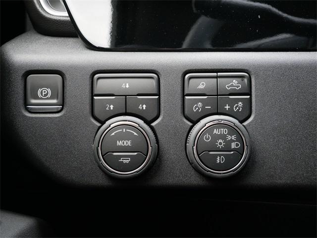 new 2025 Chevrolet Silverado 3500 car, priced at $58,669