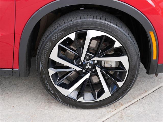 used 2024 Mitsubishi Outlander car, priced at $24,497