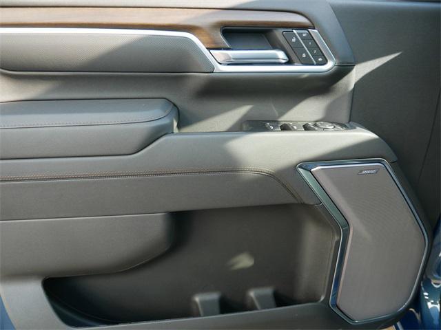 new 2025 Chevrolet Silverado 3500 car, priced at $83,900