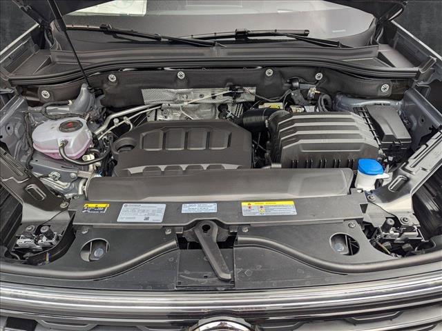 new 2025 Volkswagen Atlas car, priced at $52,092
