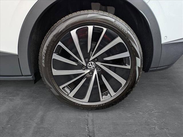 new 2025 Volkswagen ID.4 car, priced at $44,410