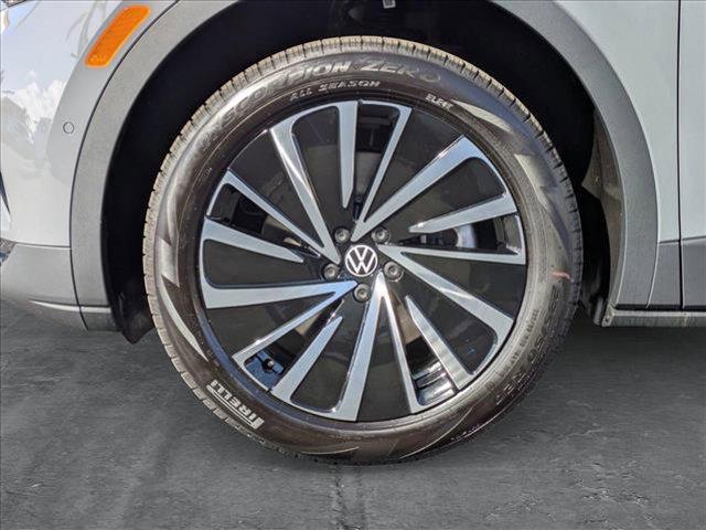 new 2025 Volkswagen ID.4 car, priced at $44,410