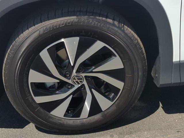new 2025 Volkswagen Tiguan car, priced at $29,849