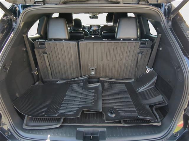 used 2022 Toyota Highlander car, priced at $32,980