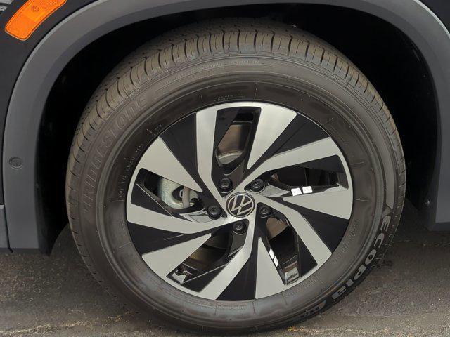 new 2025 Volkswagen Tiguan car, priced at $29,849