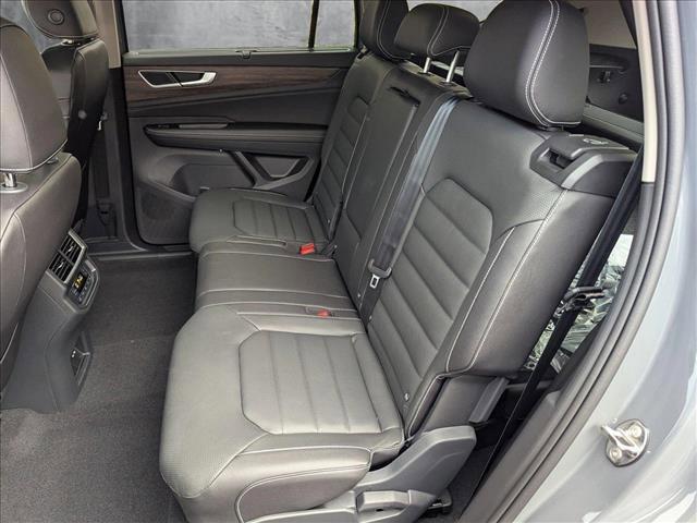 new 2025 Volkswagen Atlas car, priced at $47,253