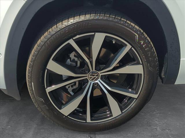 new 2025 Volkswagen Atlas car, priced at $51,092