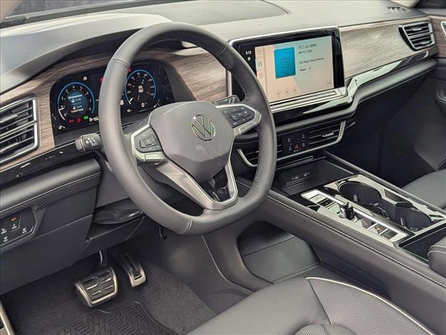 new 2025 Volkswagen Atlas car, priced at $52,690