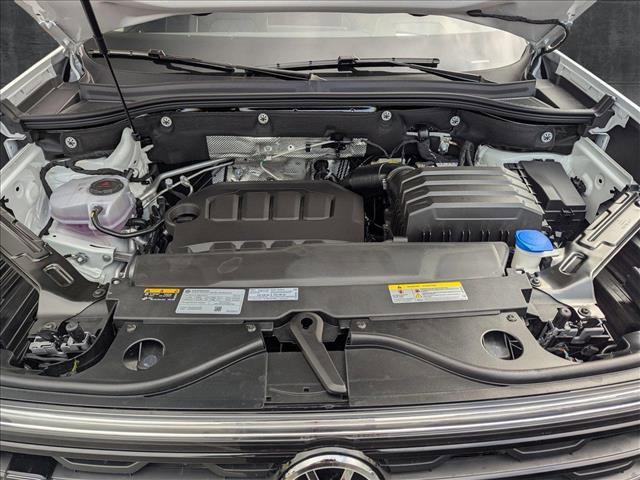 new 2025 Volkswagen Atlas car, priced at $52,690