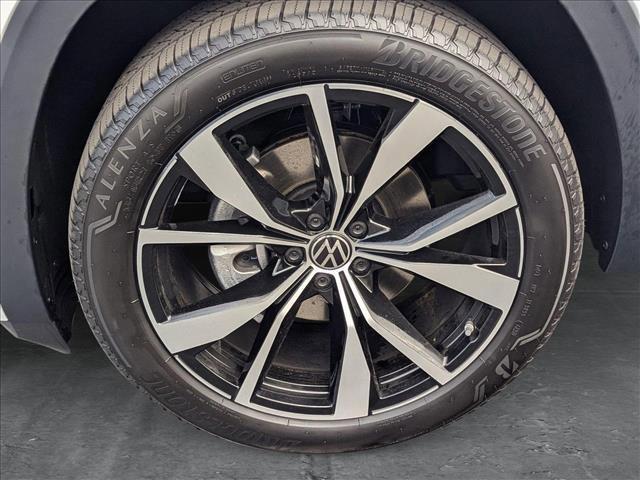 new 2025 Volkswagen Atlas car, priced at $52,690
