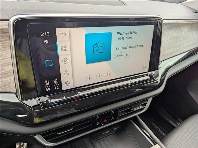new 2025 Volkswagen Atlas car, priced at $52,690