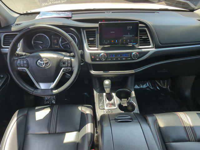 used 2019 Toyota Highlander car, priced at $25,480