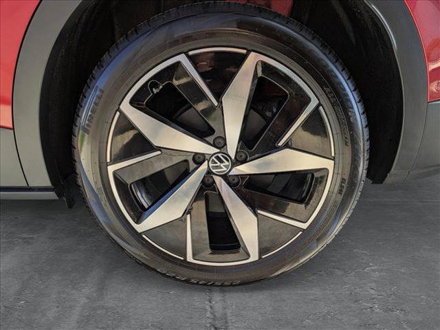 new 2025 Volkswagen ID.4 car, priced at $49,783
