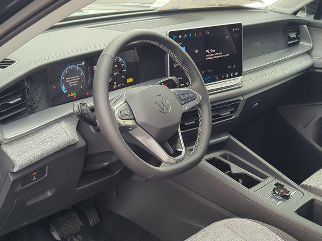 new 2025 Volkswagen Tiguan car, priced at $31,301