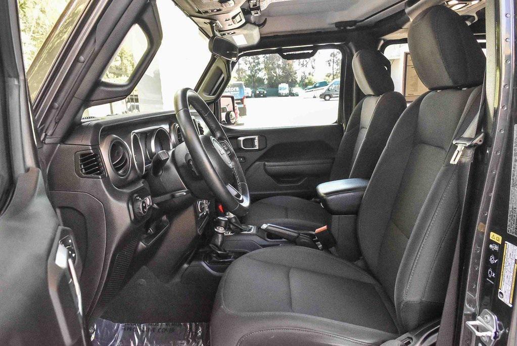used 2022 Jeep Gladiator car, priced at $32,500