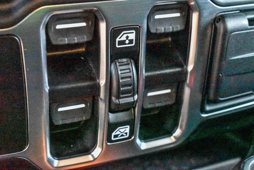 used 2022 Jeep Gladiator car, priced at $34,995