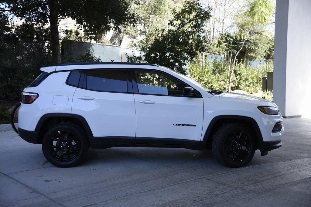 new 2025 Jeep Compass car, priced at $26,260