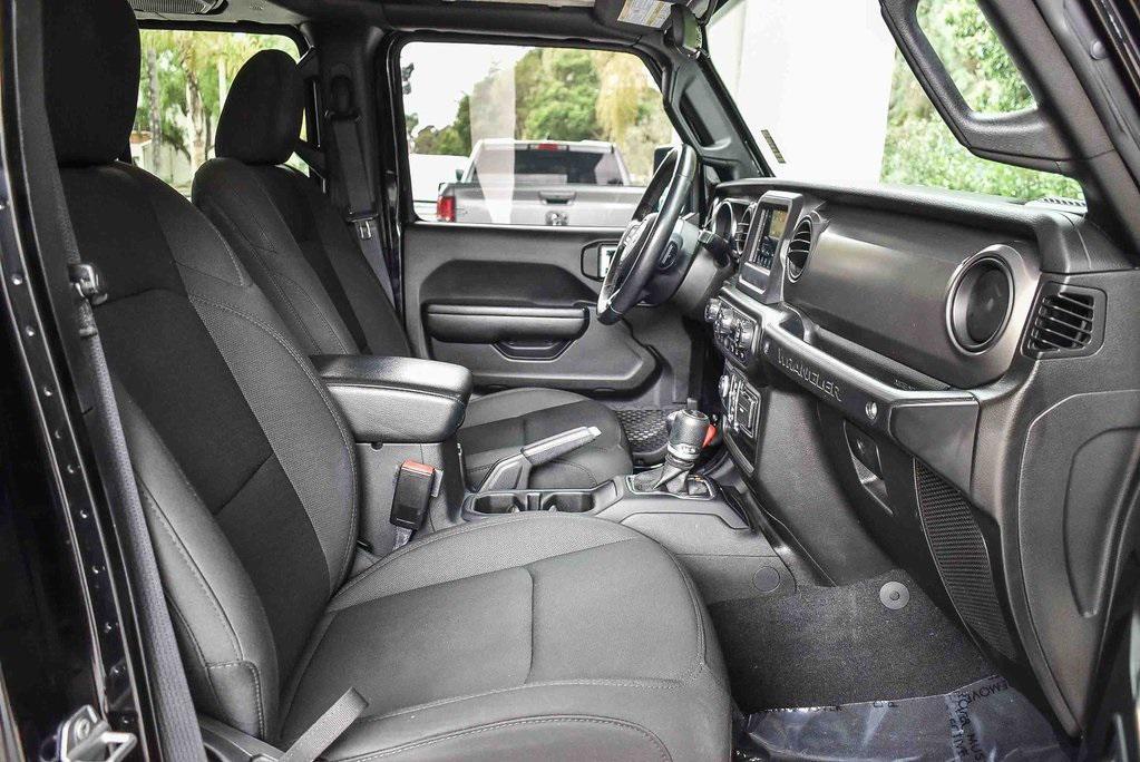 used 2021 Jeep Wrangler Unlimited car, priced at $33,995