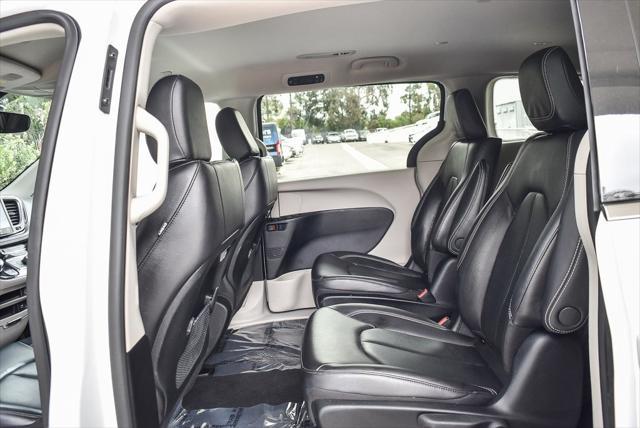 used 2022 Chrysler Pacifica Hybrid car, priced at $29,995