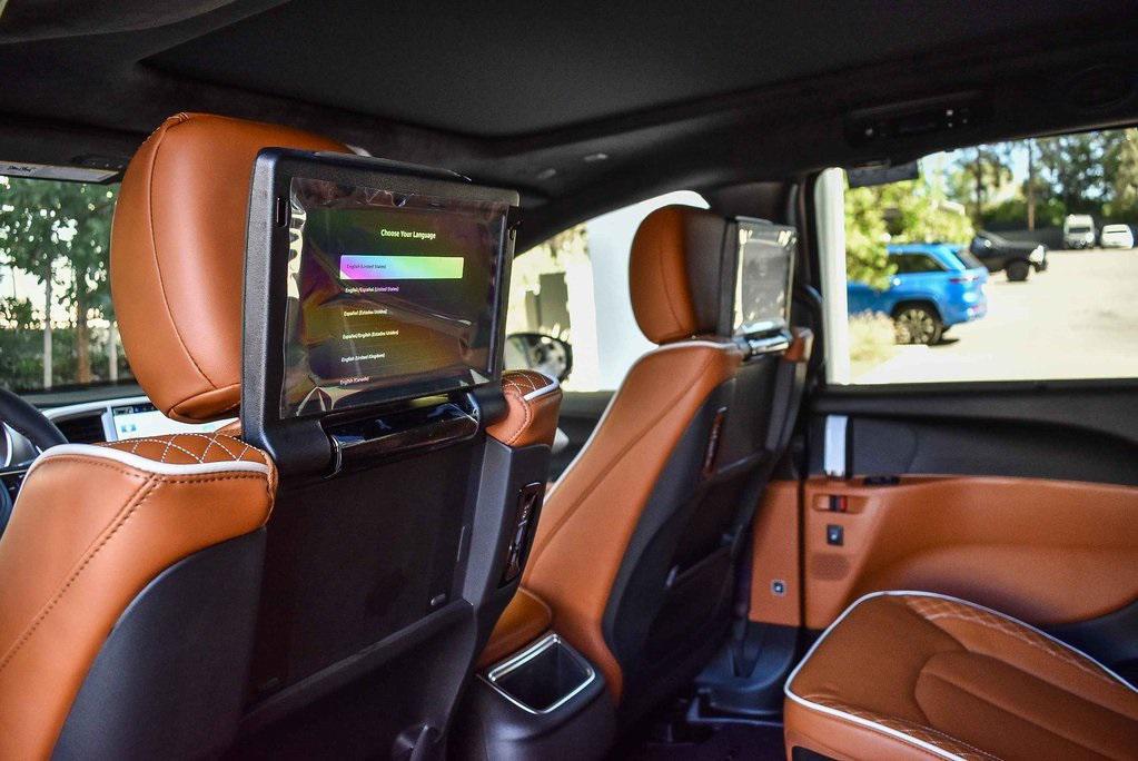 new 2026 Chrysler Pacifica car, priced at $59,385
