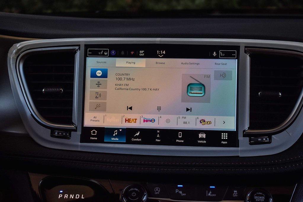 new 2026 Chrysler Pacifica car, priced at $59,385