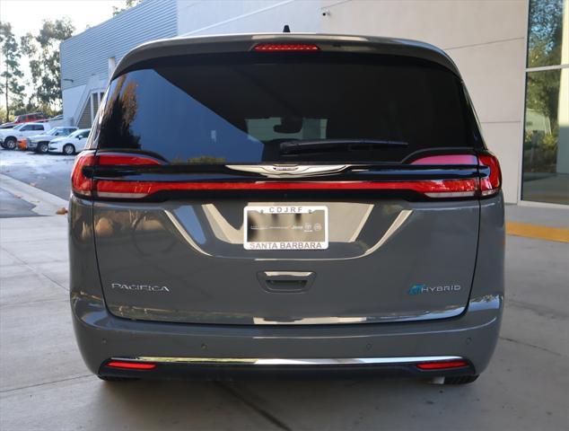 new 2023 Chrysler Pacifica Hybrid car, priced at $47,185