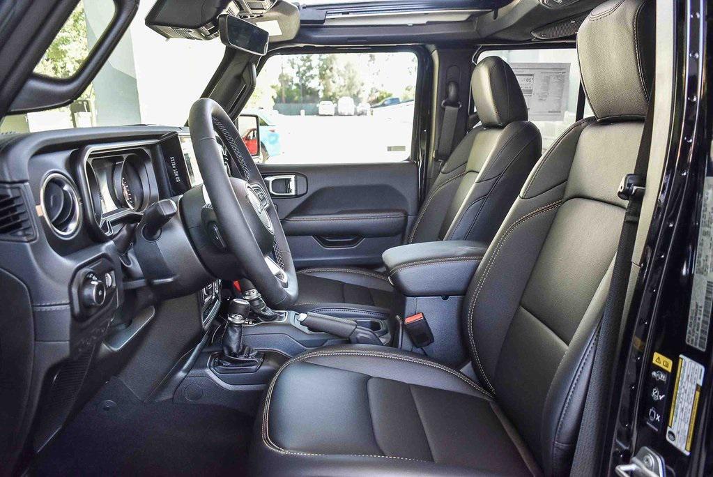 new 2025 Jeep Wrangler car, priced at $55,450