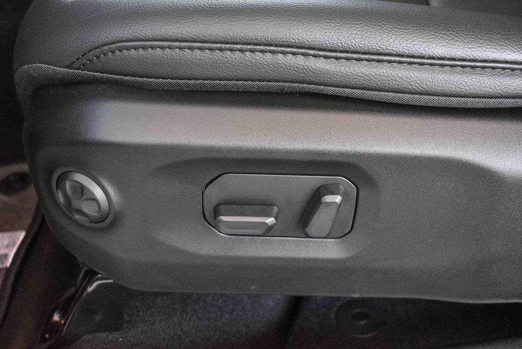 new 2025 Jeep Wrangler car, priced at $55,450