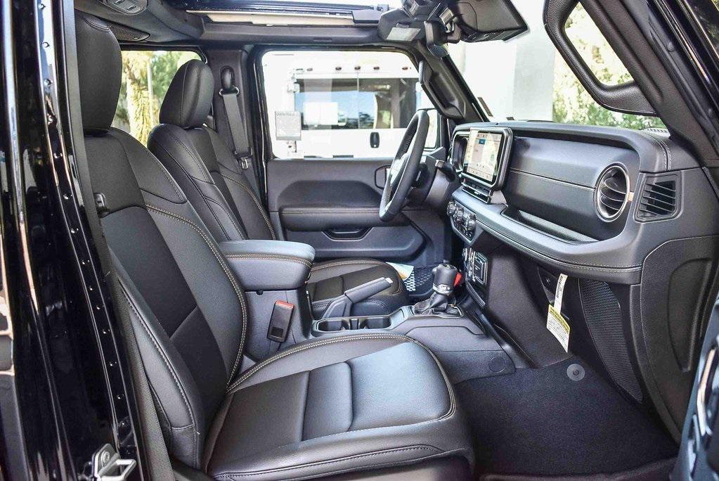 new 2025 Jeep Wrangler car, priced at $55,450