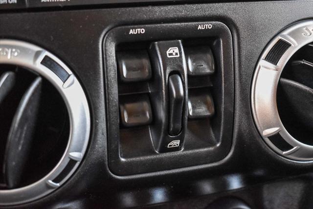 used 2014 Jeep Wrangler Unlimited car, priced at $18,995