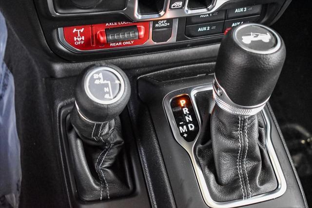 new 2025 Jeep Wrangler car, priced at $45,107