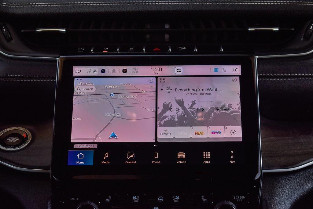 new 2025 Jeep Grand Cherokee car, priced at $49,680