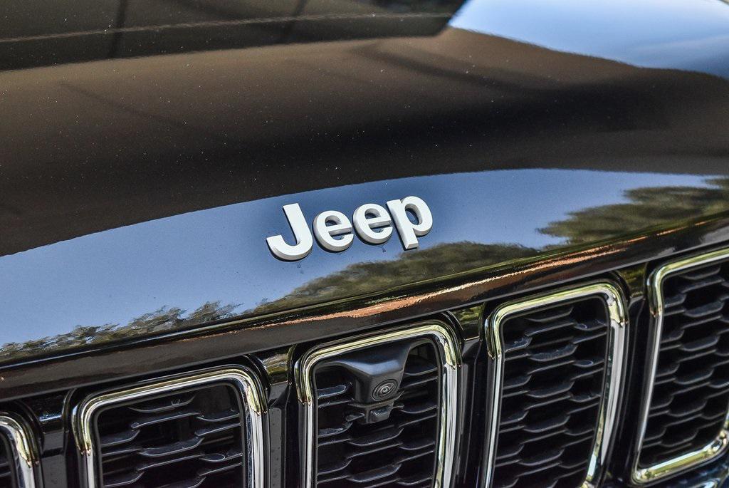 new 2025 Jeep Grand Cherokee car, priced at $49,680