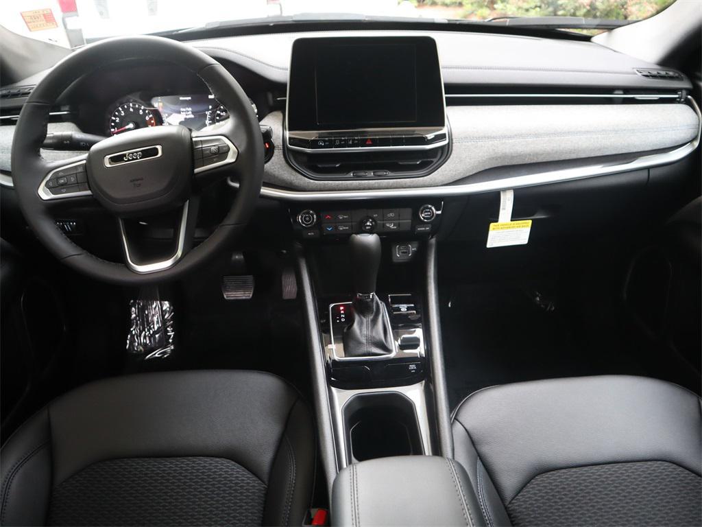 new 2025 Jeep Compass car, priced at $27,360
