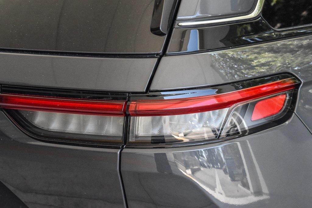 new 2025 Jeep Grand Cherokee car, priced at $49,680