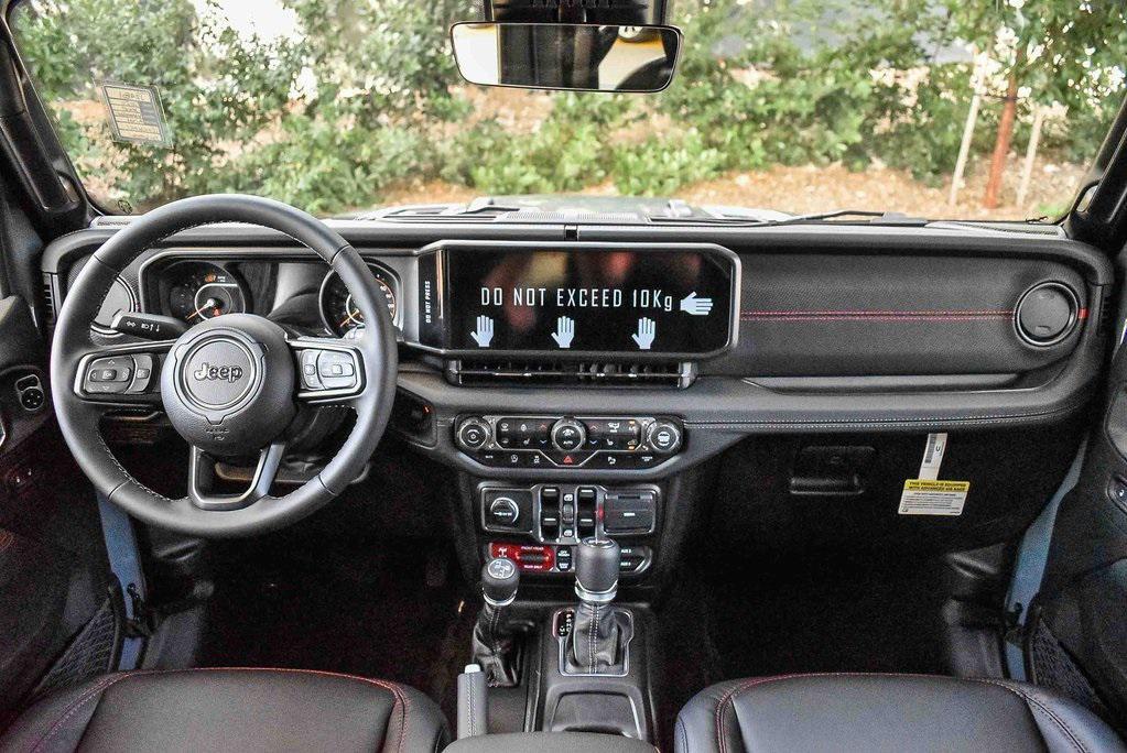 new 2025 Jeep Wrangler car, priced at $74,990