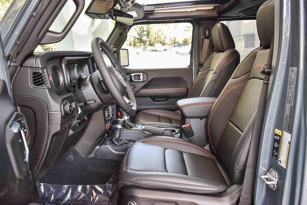 new 2025 Jeep Wrangler car, priced at $74,990