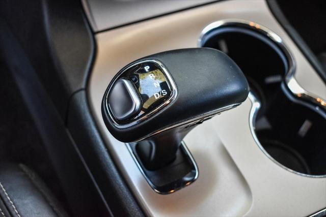 used 2015 Jeep Grand Cherokee car, priced at $14,995