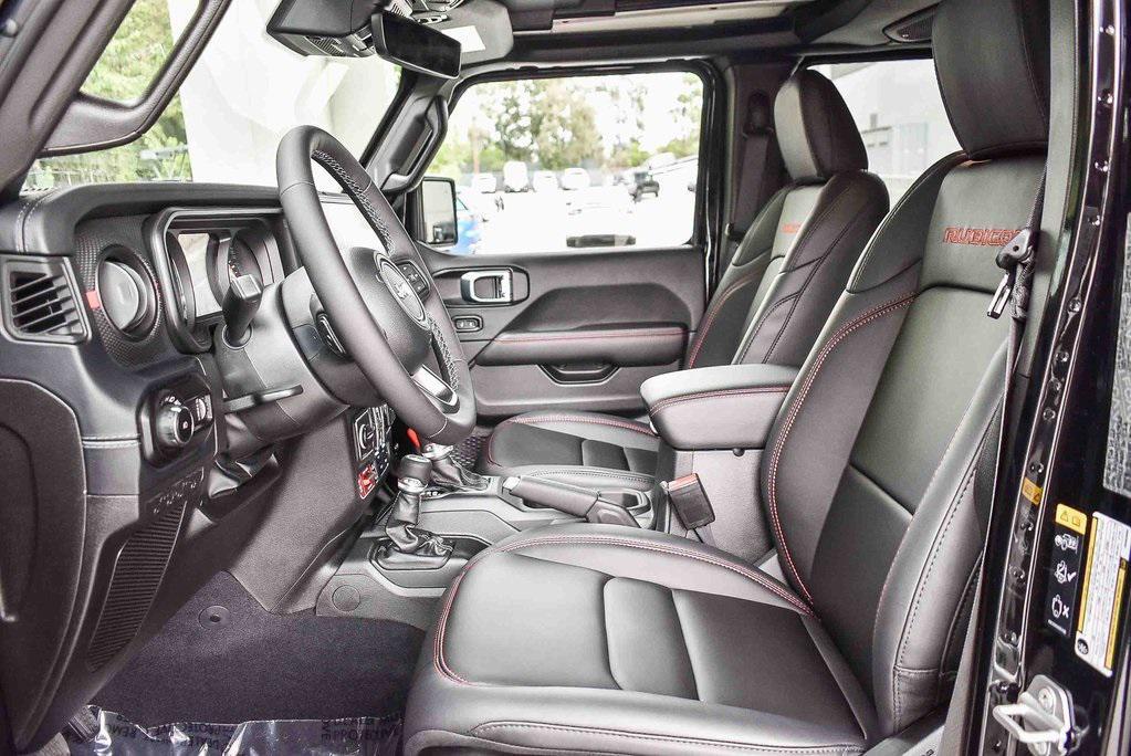 new 2025 Jeep Wrangler car, priced at $74,990