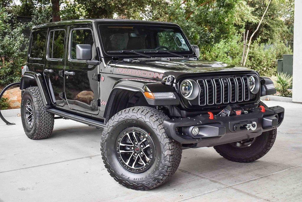 new 2025 Jeep Wrangler car, priced at $74,990