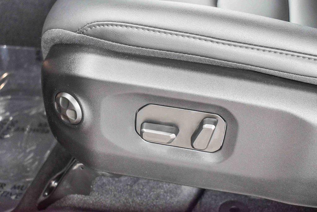 new 2025 Jeep Wrangler car, priced at $74,990