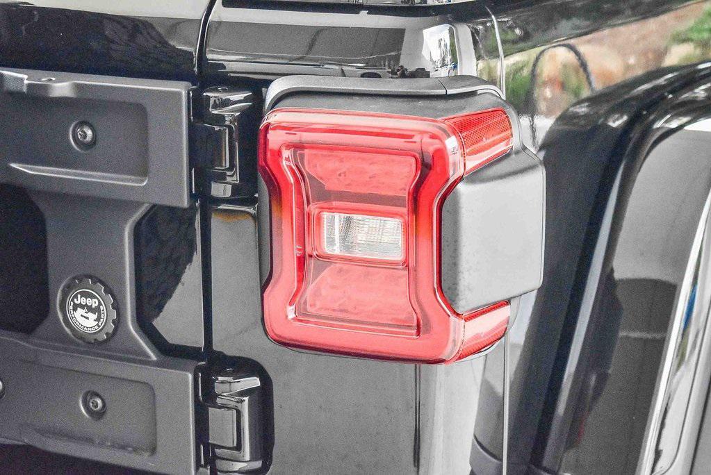 new 2025 Jeep Wrangler car, priced at $74,990