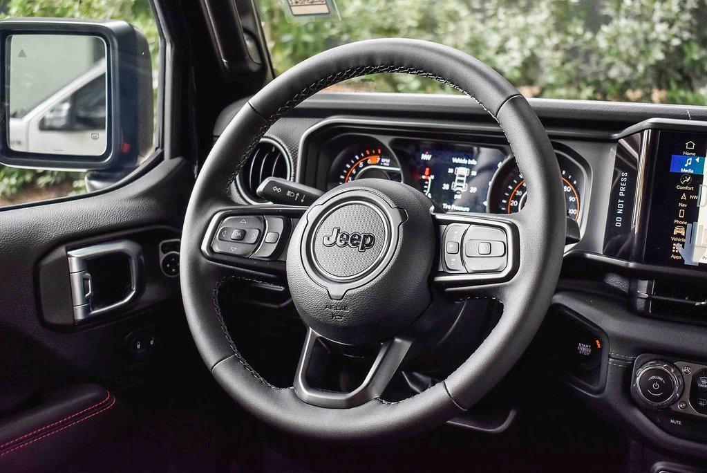 new 2025 Jeep Wrangler car, priced at $74,990