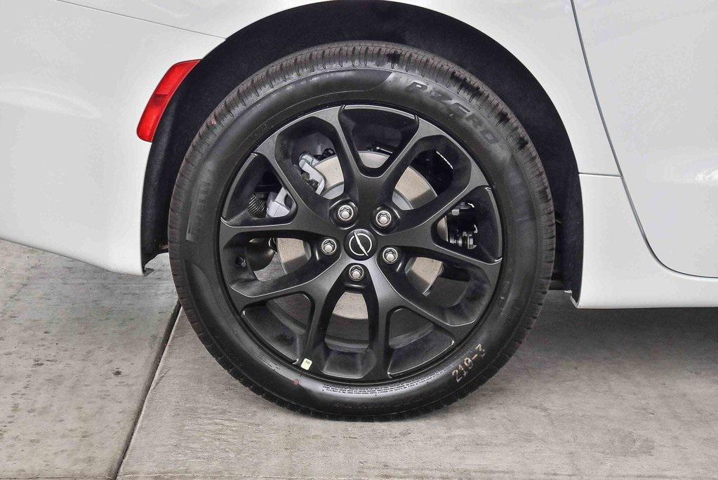 new 2026 Chrysler Pacifica car, priced at $58,230