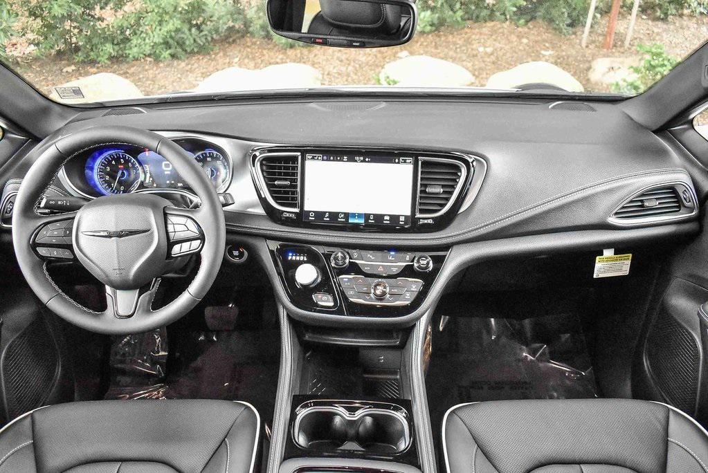 new 2026 Chrysler Pacifica car, priced at $58,230