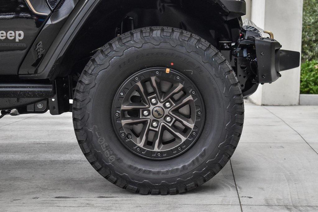 new 2025 Jeep Wrangler car, priced at $104,580